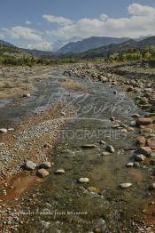 Image du Maroc Professionnelle de  La vallée de l'Ourika près de Tnine Ourika, le village berbère située dans dans le haut Atlas sur la route de l'Oukaimden, Mardi 27 Février 2007. (Photo / Abdeljalil Bounhar)